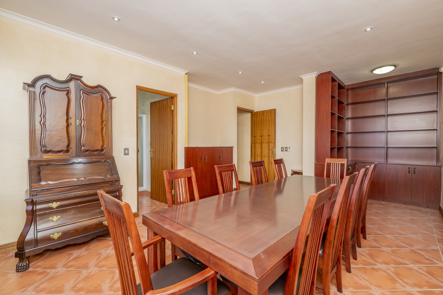 7 Bedroom Property for Sale in Stellenbosch Farms Western Cape